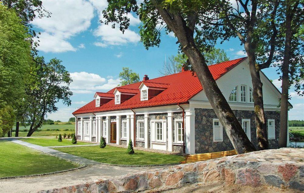 Bistrampolis Manor Hotell Kučiai Exteriör bild